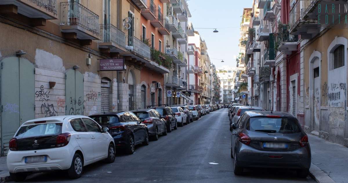 Bari, le centinaia di saracinesche abbassate a San Pasquale vecchia: il rione che non rinasce